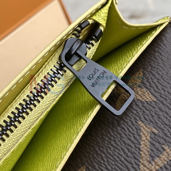 ̺ ¥   M80790-A-2
