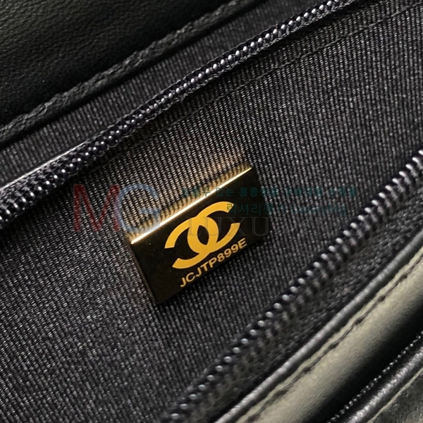 * WOC üι 0957-A-1