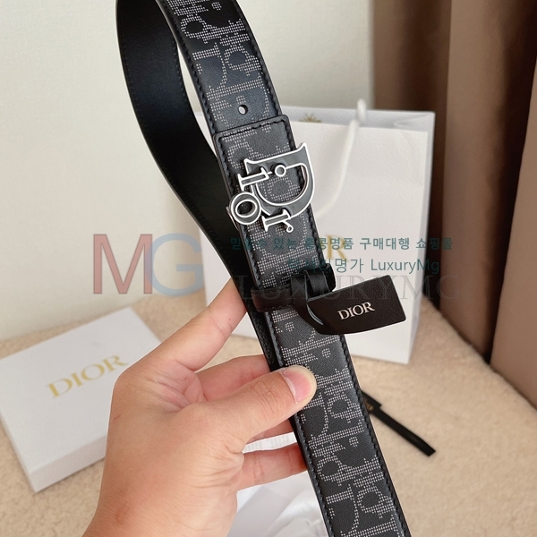   Ʈ DR663332-1 (3.5cm)