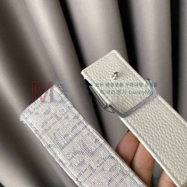   Ʈ DR688216-8 (3.5cm)