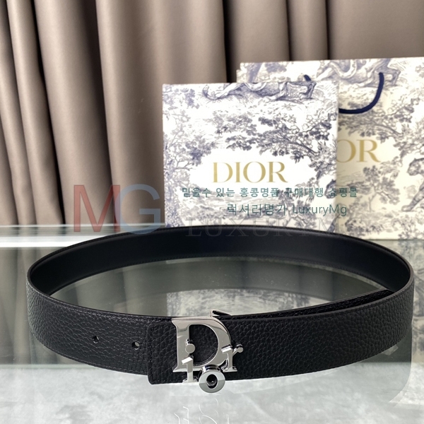   Ʈ DR688214-5 (3.5cm)