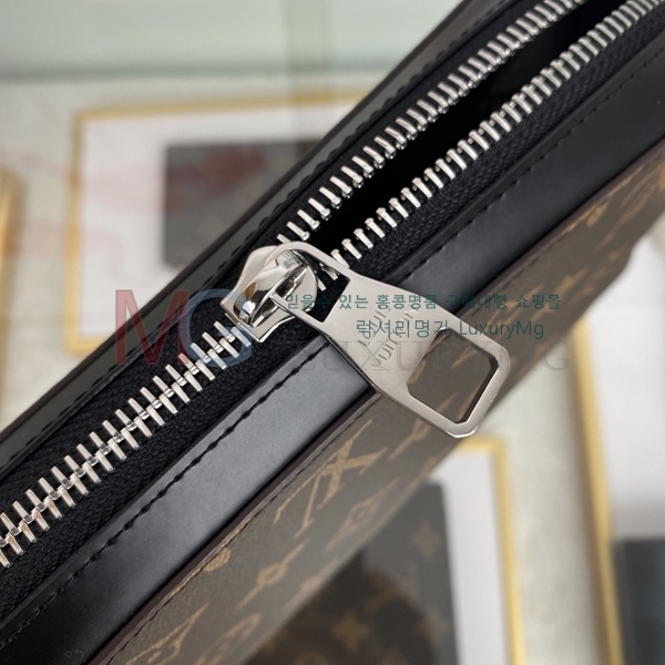 ̺  XL  M61506