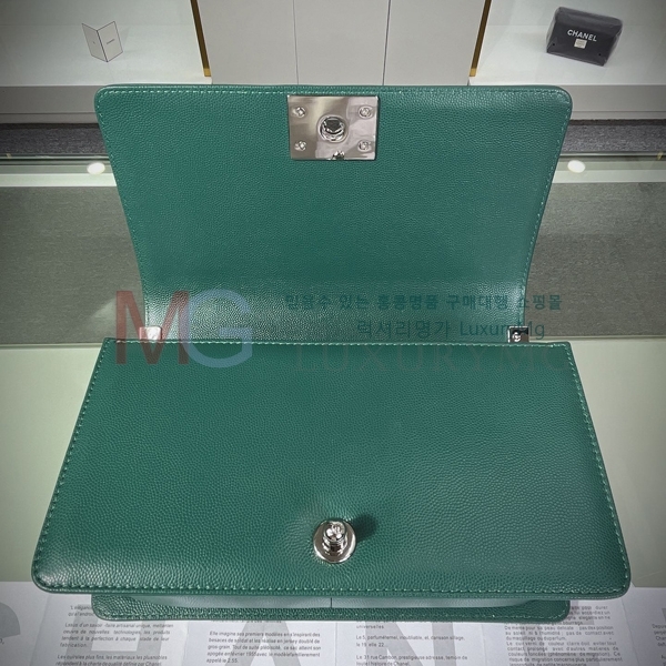 ��* ���̹� A67086-A23-10