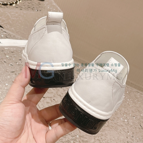 * ÷  CH25137-2