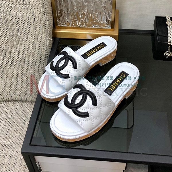 *   KP305111