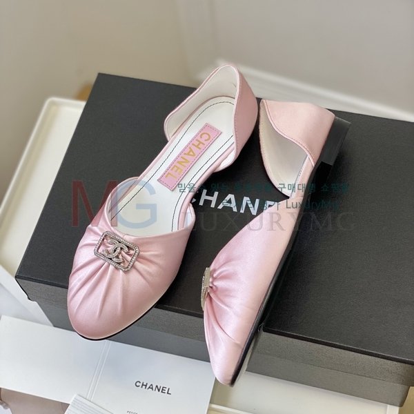 * ÷  CHA580031-3