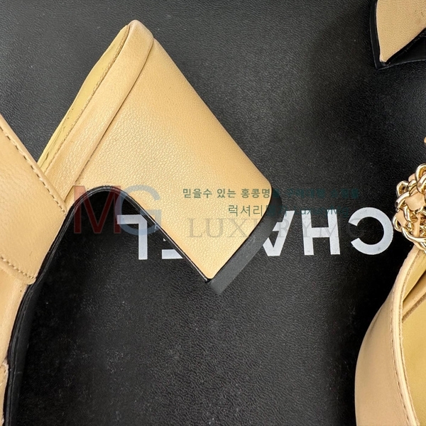 *   CHA55065