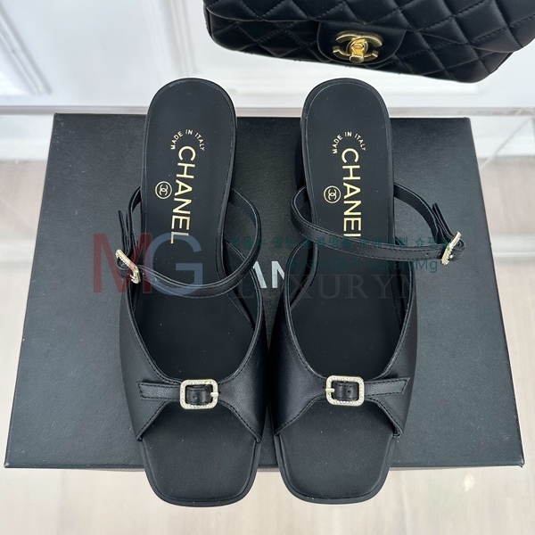 *   CHA55064