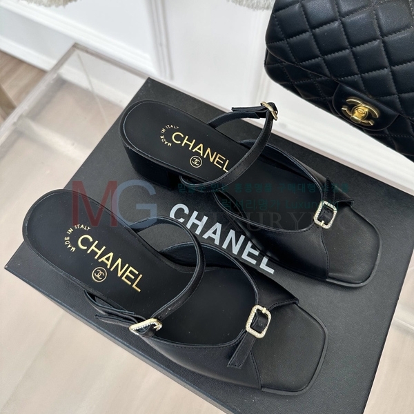 *   CHA55064