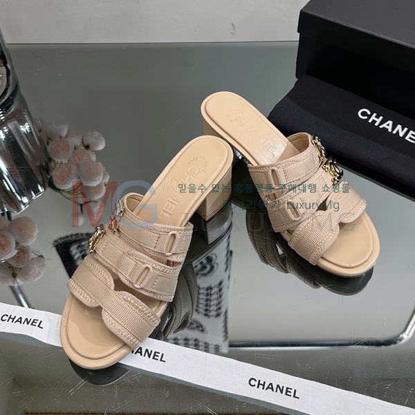 *   CH692718-1