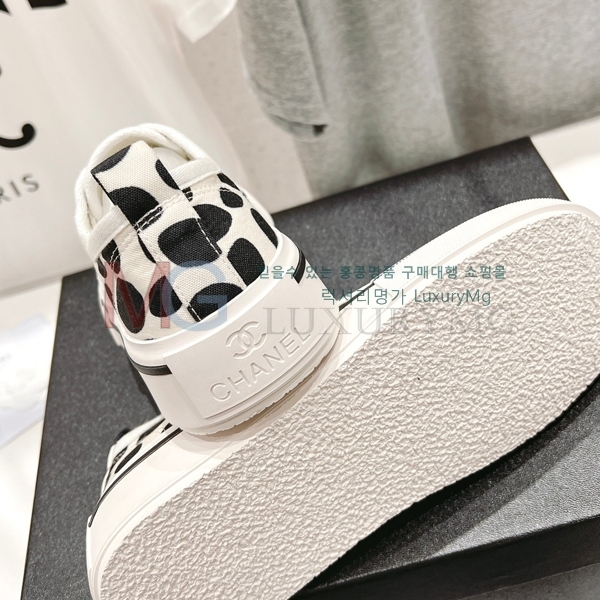 *  Ŀ CH6007957