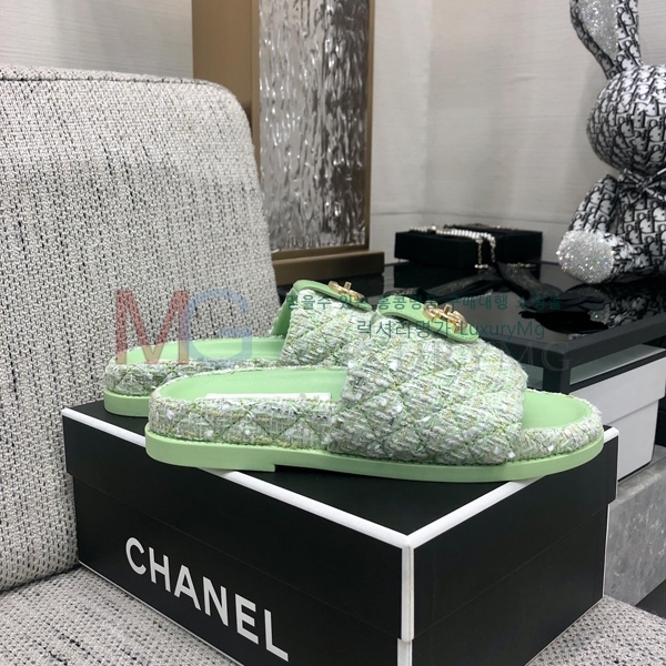 *  CHA990083-2