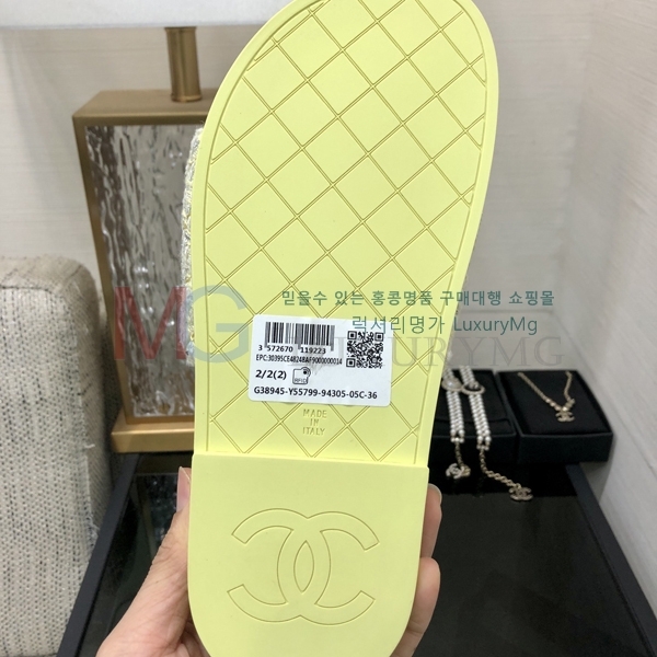 *  CHA990083-3