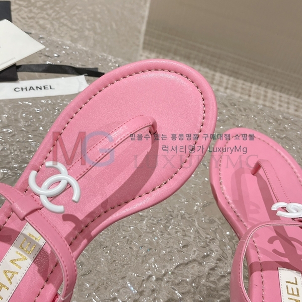 *   CHA1025772