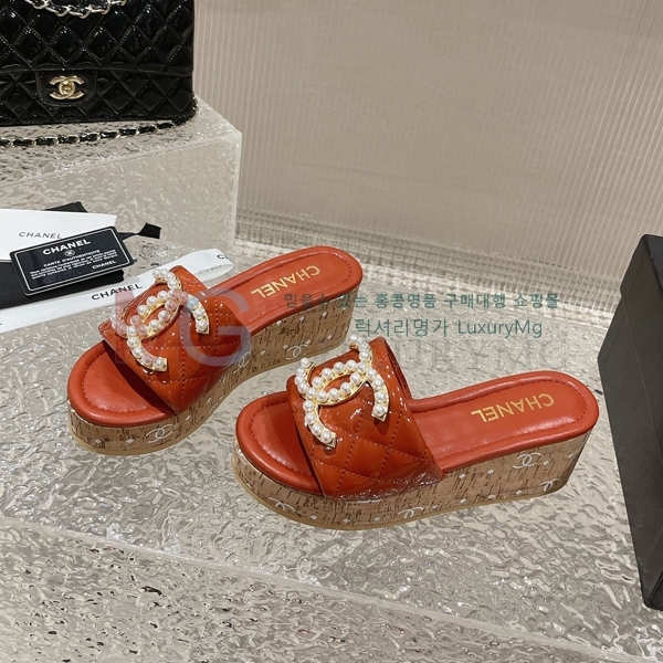 *  CH5921330-4