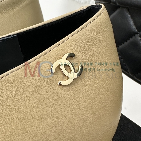 *  ÷ 30KA55842-3