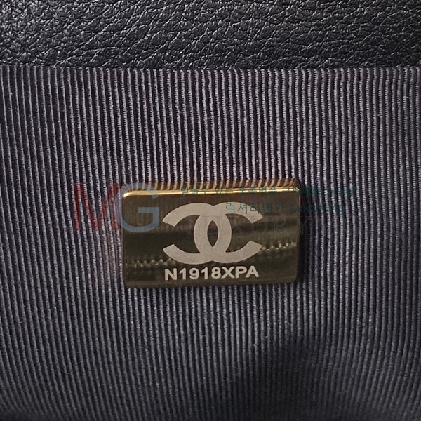 * 23A  Ŷ   AS3947-100-1