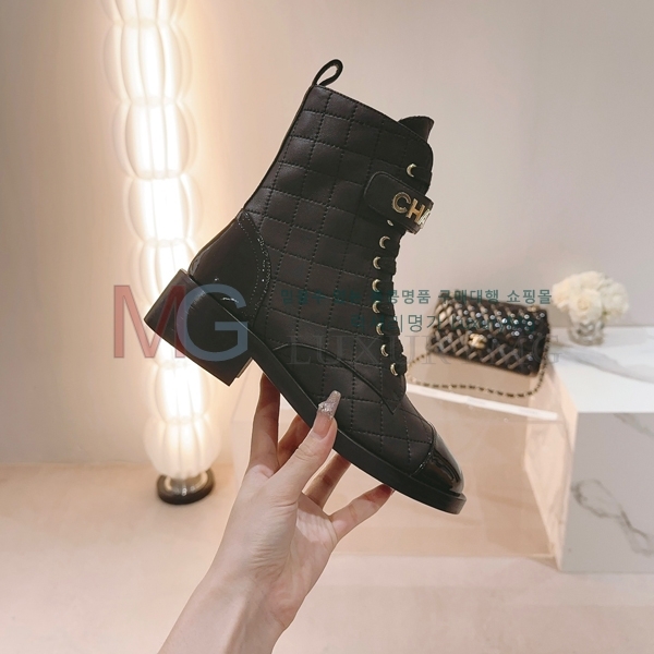 *   CHA6053