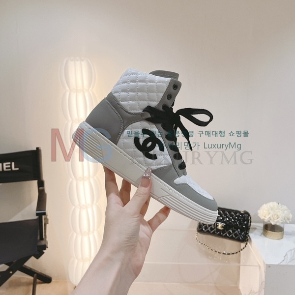 *  Ŀ CH561311-2