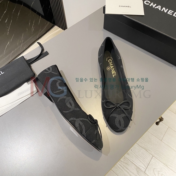*  ÷ CH367129-3
