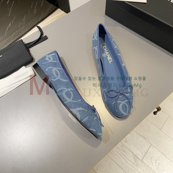 *  ÷ CH367129-4