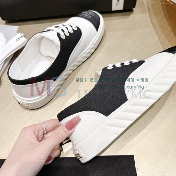 *  ȭ CH68824-1