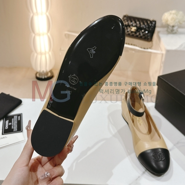 *  ÷ K888671-4