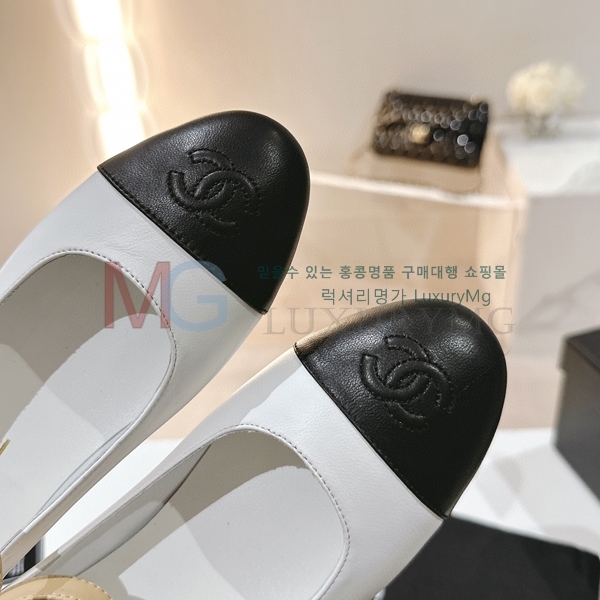 *  ÷ K888671