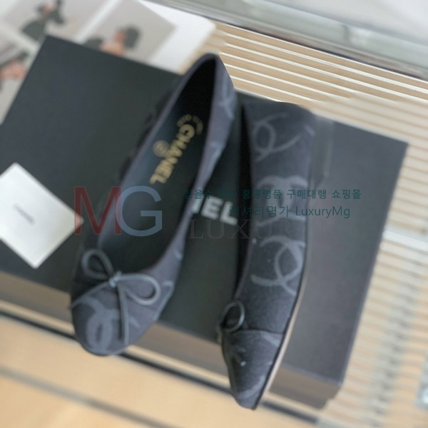 *  ÷ CH688226-1