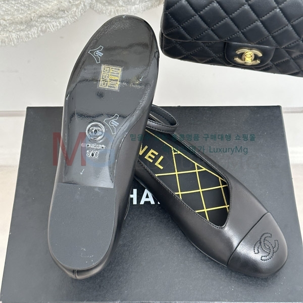 *  ÷ CH688225-1