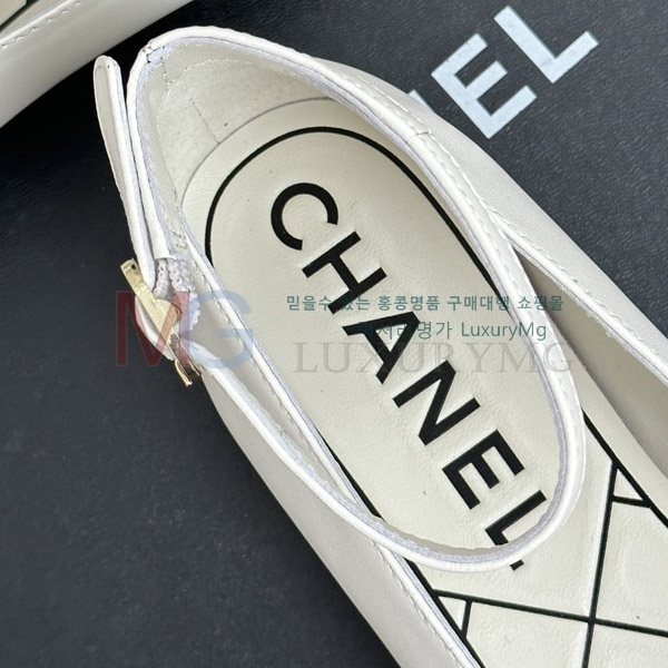 *  ÷ CH688225-2