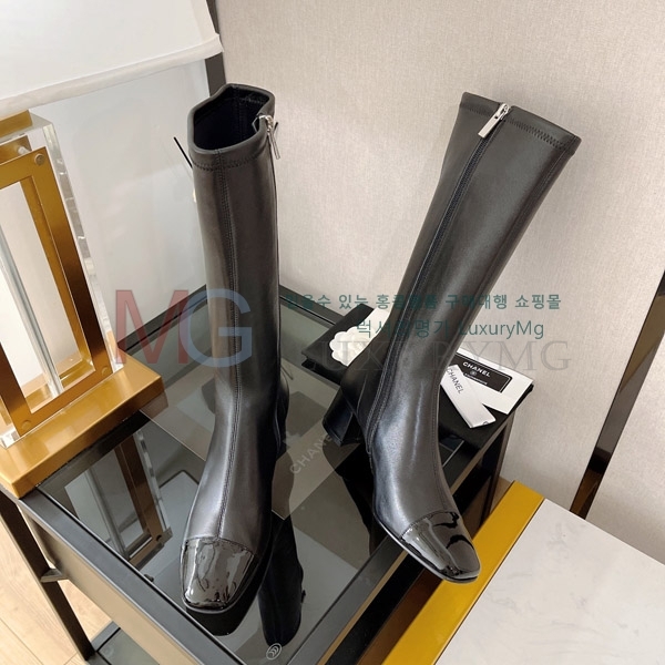 *   MZ3006524-3