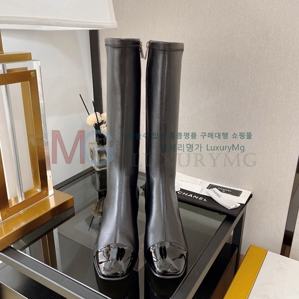 *   MZ3006524-3