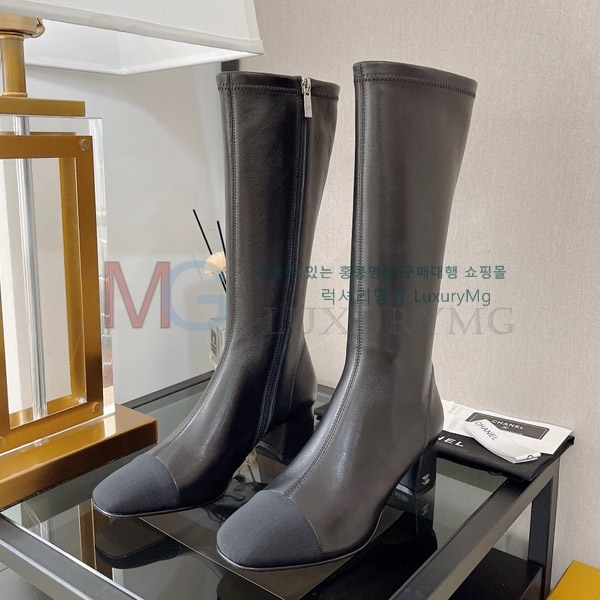 *   MZ3006524-1