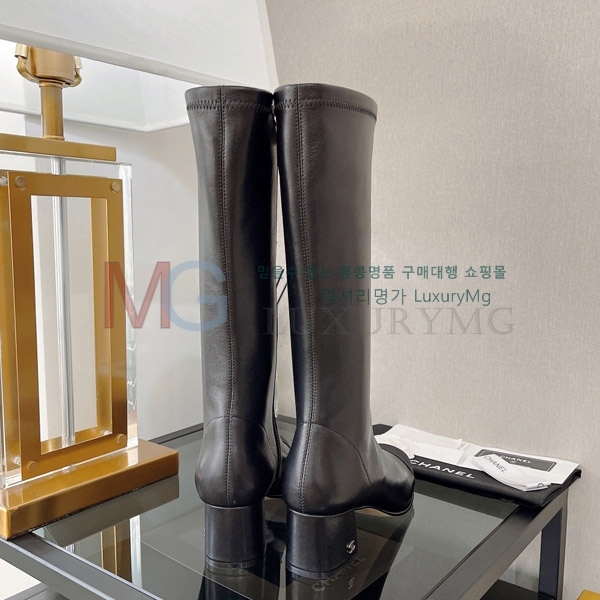*   MZ3006524-1