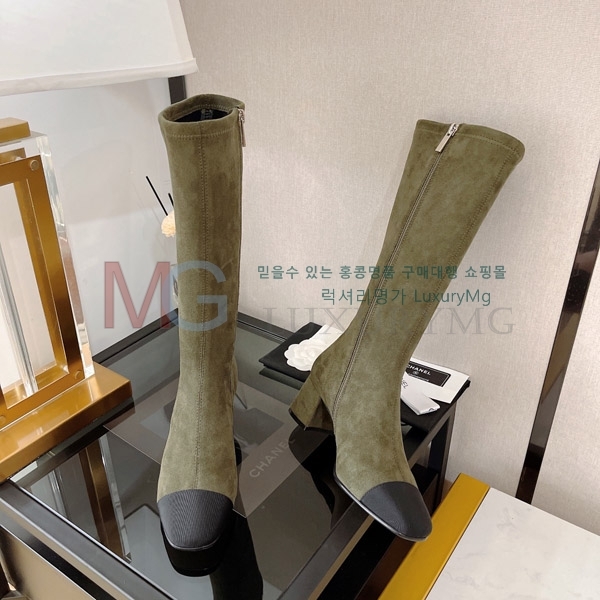 *   MZ3006524-2