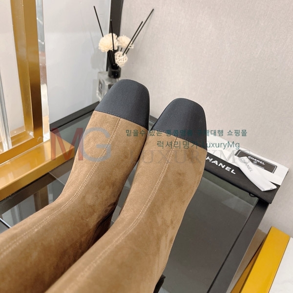 *   MZ3006523-1