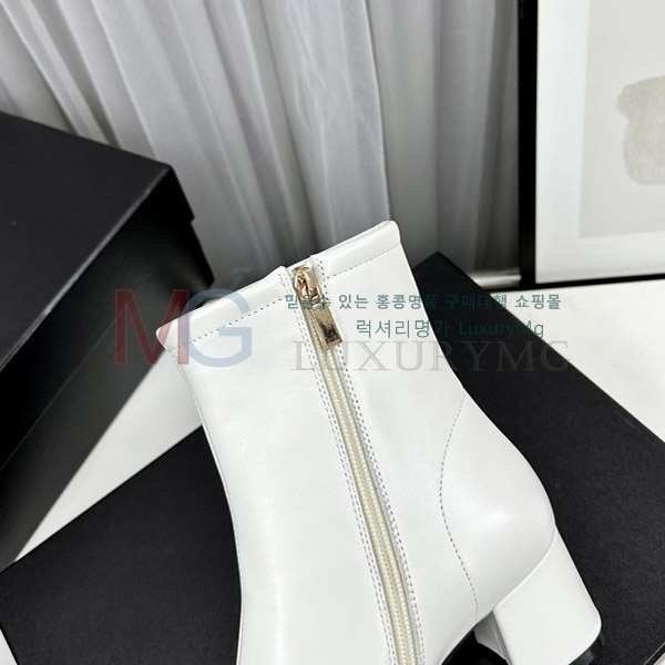 * Ŭ  MZ308074-1