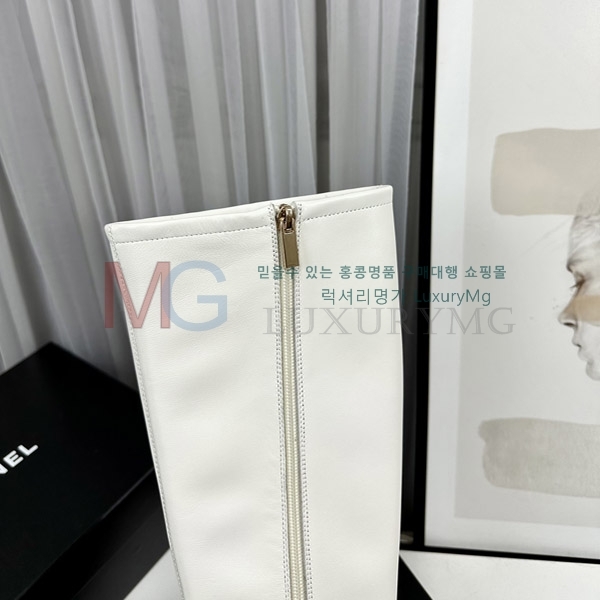 *   MZ308075-1