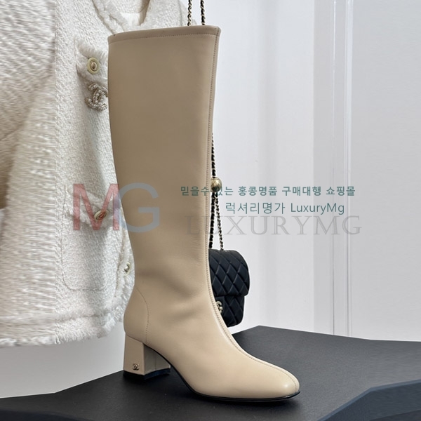 *   MZ300658-1