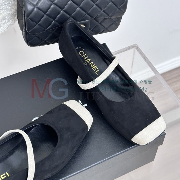 *  ÷ CH681162-1