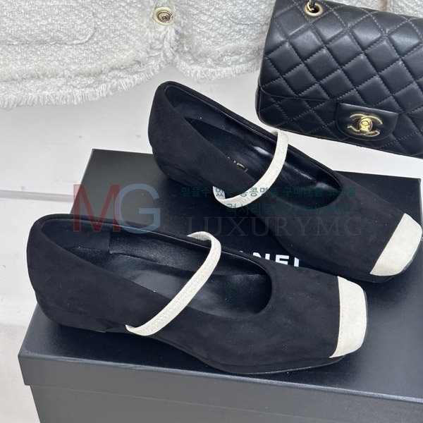 *  ÷ CH681162-1