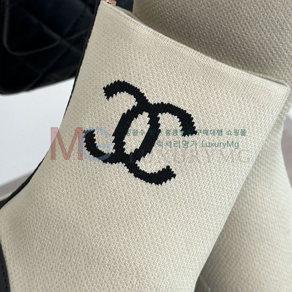 *  XI35111-1