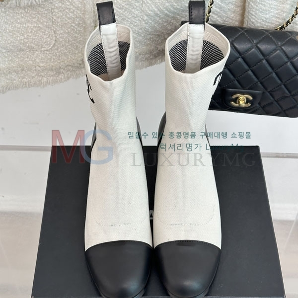 *  XI35111-3