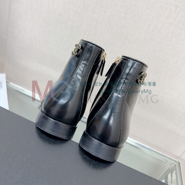* Ŭ  TA559905