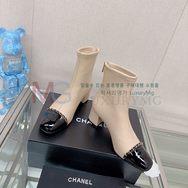 * Ŭ  TA559904