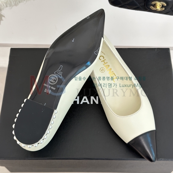 * ÷ CH33058-6