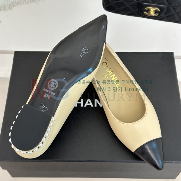 * ÷ CH33058-8