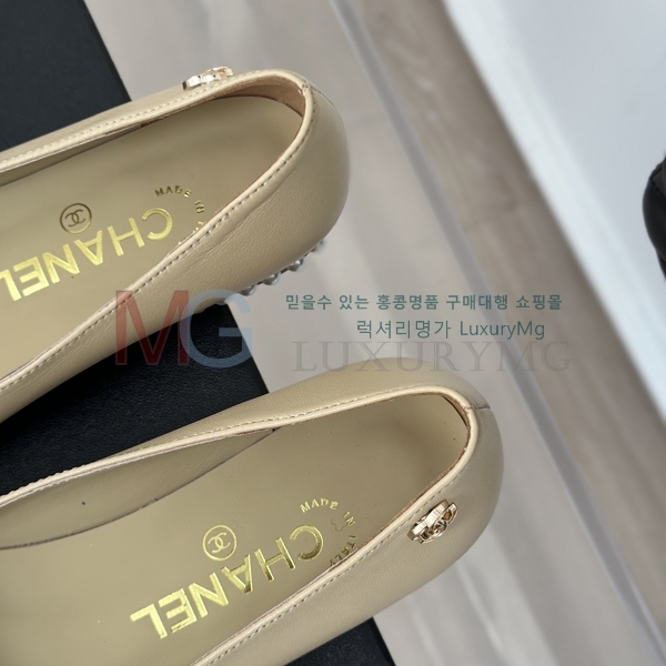 * ÷ CH33058-8