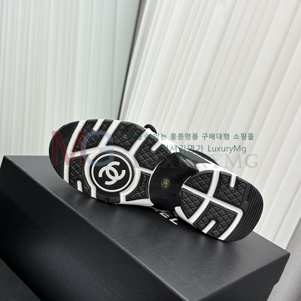 * 轺 Ŀ CA928854-4